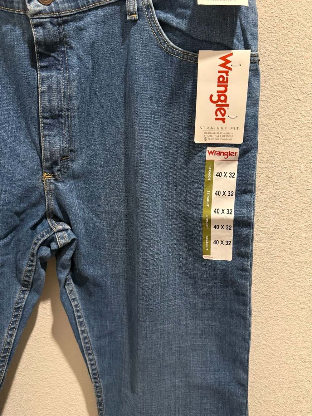 Wrangler Straight Fit Jeans 40x32 - Picture 2 of 6